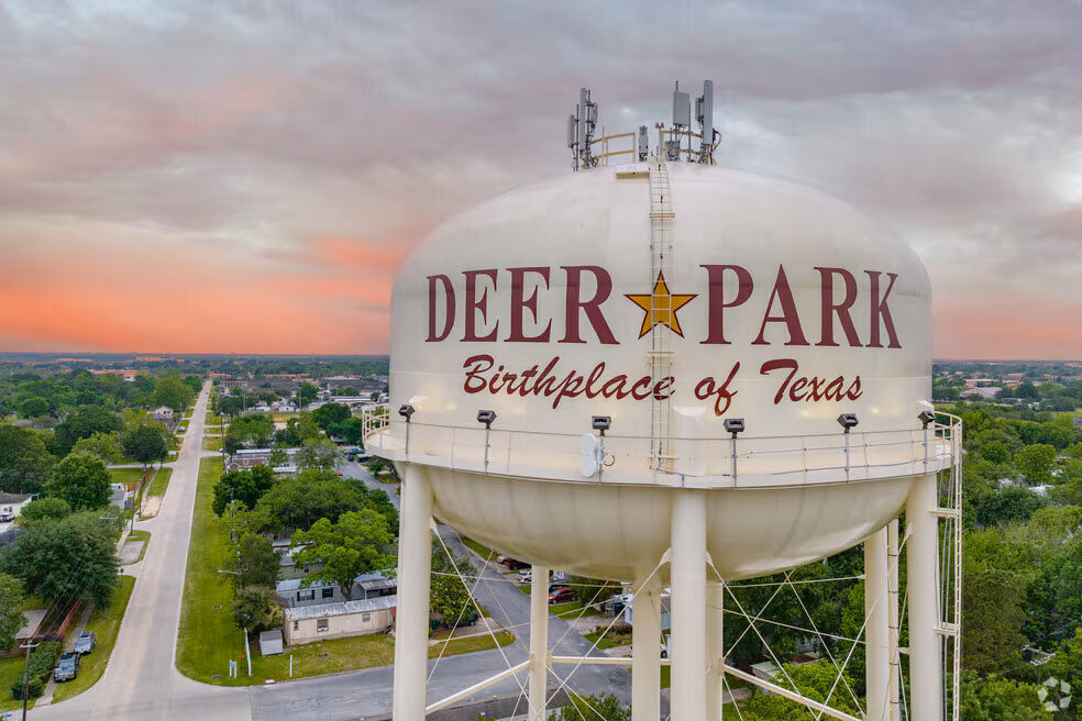 Skyline of Deer Park, TX